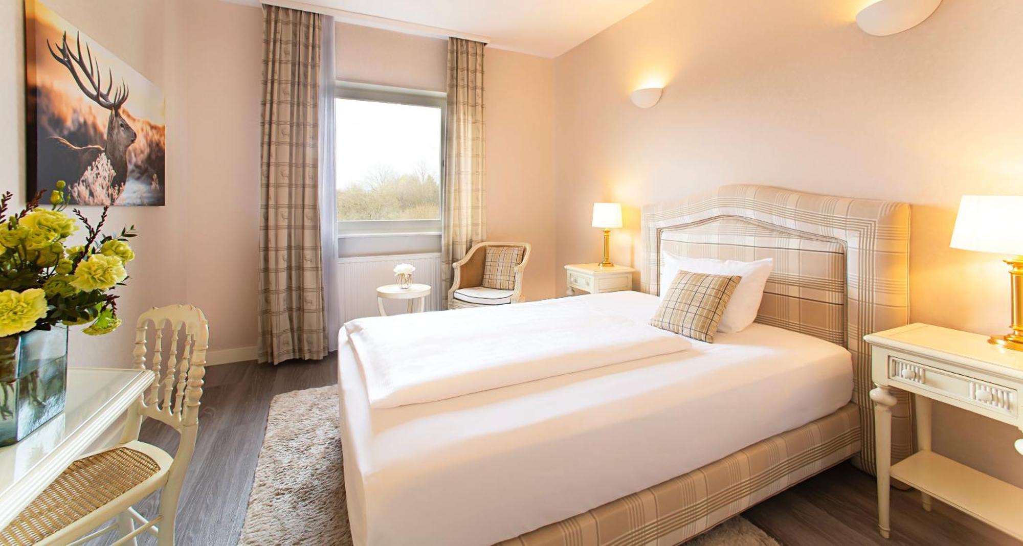 Victor'S Seehotel Weingaertner Bostalsee Bosen-Eckelhausen Exteriör bild