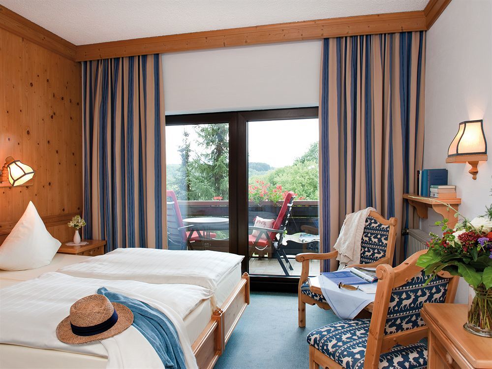 Victor'S Seehotel Weingaertner Bostalsee Bosen-Eckelhausen Exteriör bild